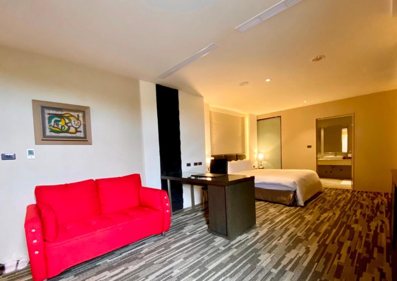 Fanlu Chiayi Oriental Pearl International Hotel מראה חיצוני תמונה