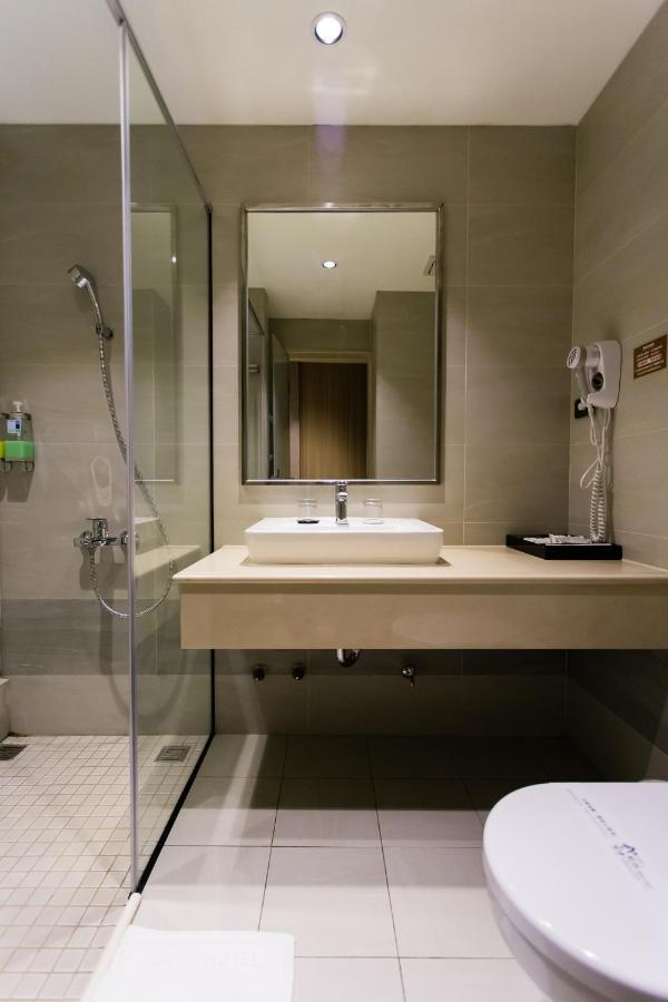 Fanlu Chiayi Oriental Pearl International Hotel מראה חיצוני תמונה